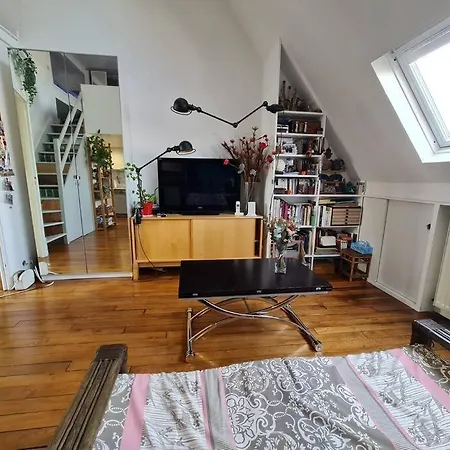 So Cute Duplex Parigi